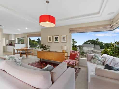 283 Hillsborough Road, Hillsborough