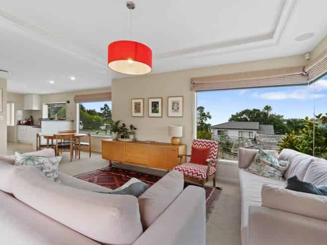 283 Hillsborough Road, Hillsborough