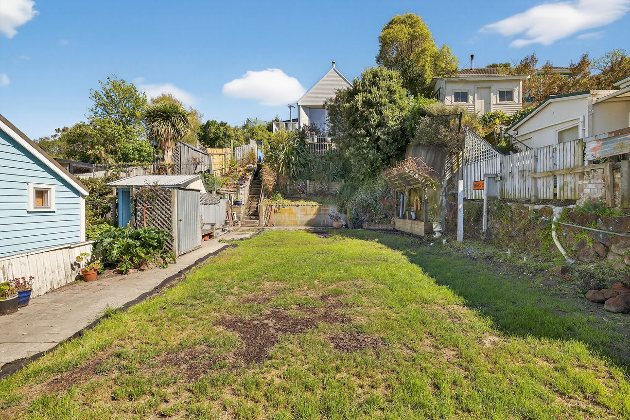 Act Now - Secure This Unique Lyttelton Section - Ansicht 5