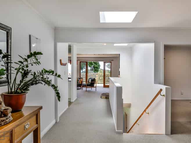 13 Takahe Road, Titirangi