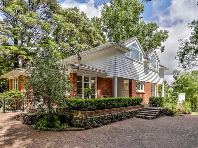 155 Scenic Drive, Titirangi