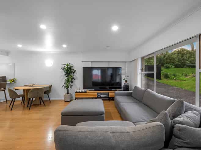 2/38 Corunna Road, Milford