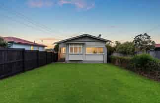 1584 Great North Road, Waterview