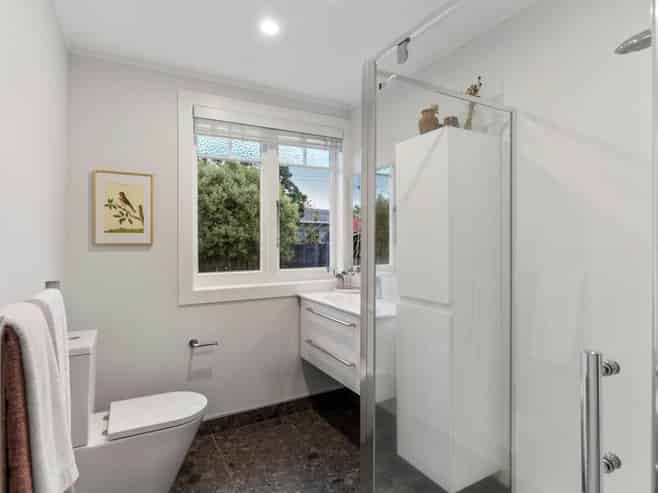 1584 Great North Road, Waterview