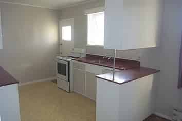 2/500 Southampton Street East, Hastings