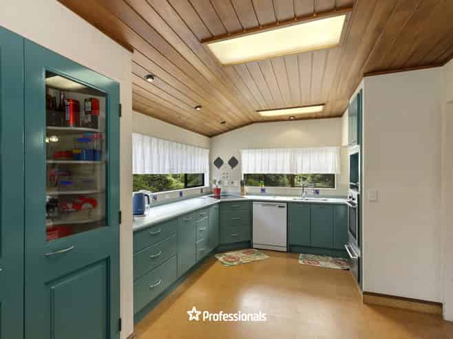 2 Lady Bell Grove, Eastbourne