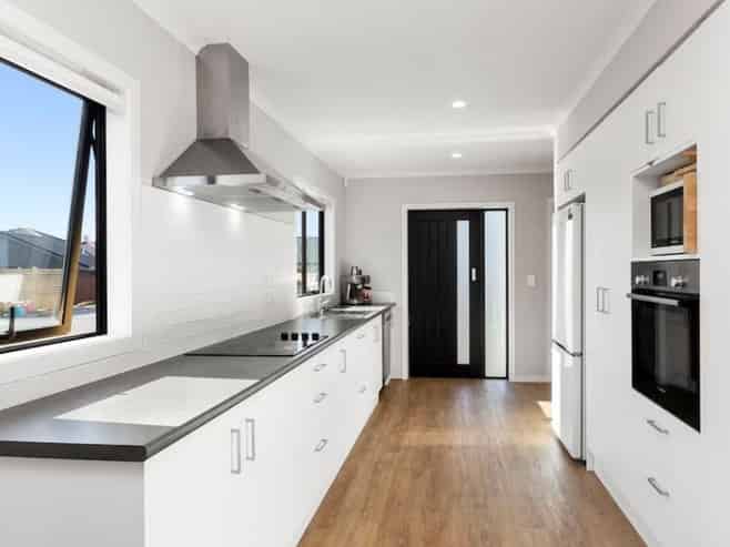 4/2 Joshua Lane, Hamilton East