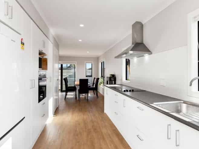 4/2 Joshua Lane, Hamilton East