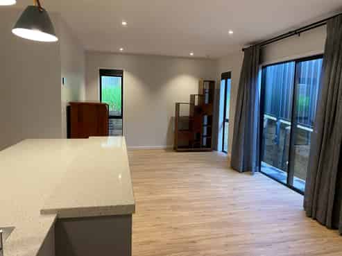 2 Waititiro Rise, Stanmore Bay