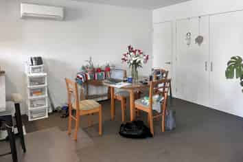 7 Yew Tree Lane, Middleton