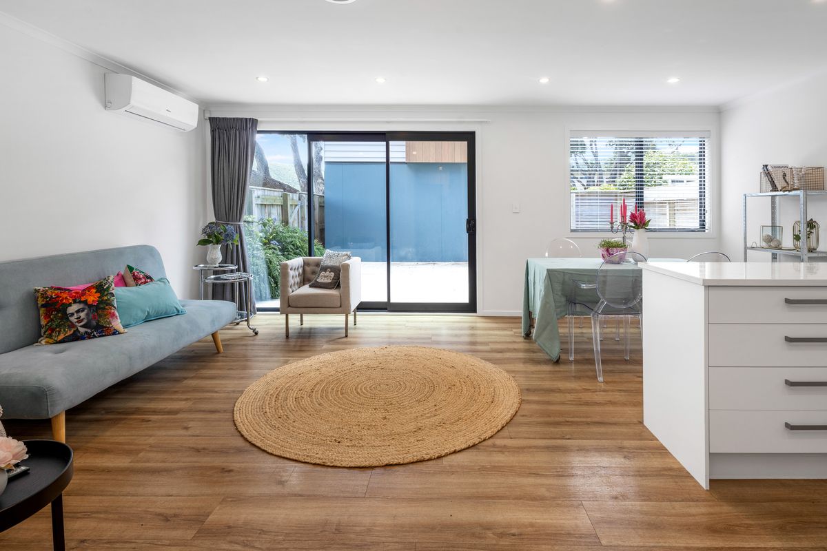 Stand out Sunny Executive 4 bedroom Townhouse – pohled 3