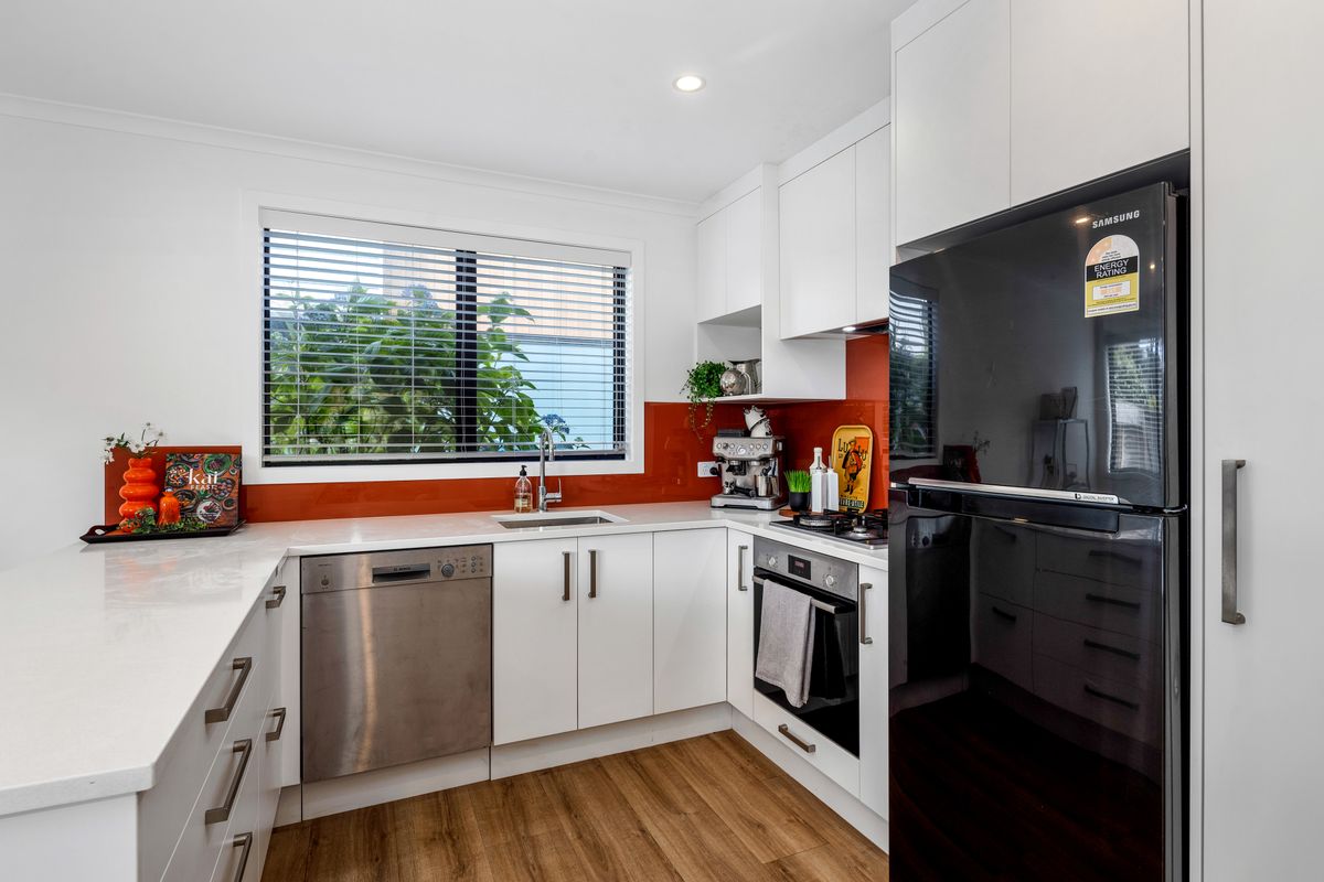 Stand out Sunny Executive 4 bedroom Townhouse – pohled 6