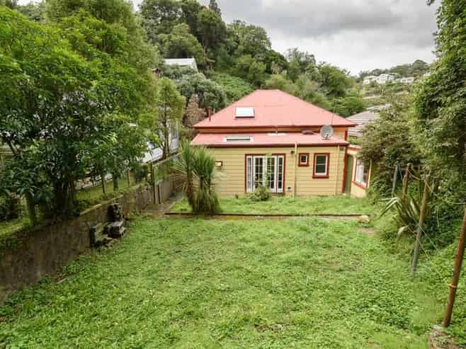 11 Adams Tce, Aro Valley