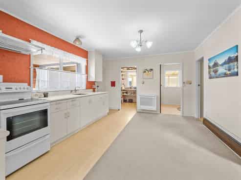 310 Longbeach Road, Willowby