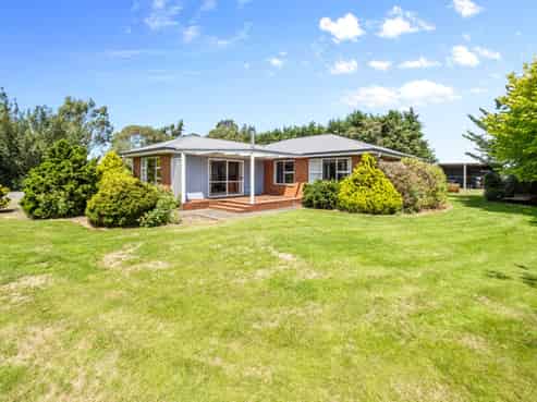 310 Longbeach Road, Willowby