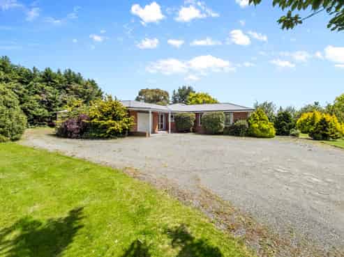 310 Longbeach Road, Willowby