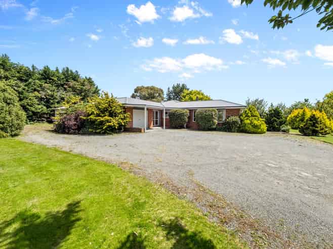 310 Longbeach Road, Willowby