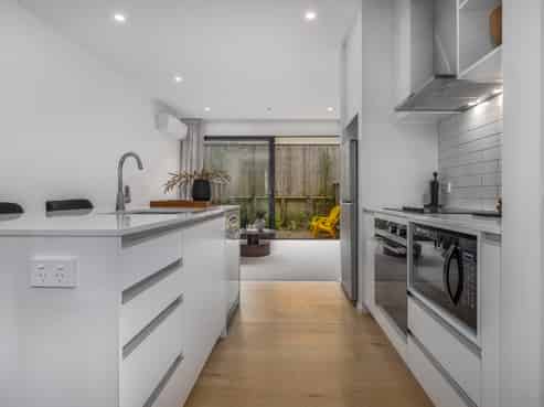 27 Houhere Street, Paraparaumu