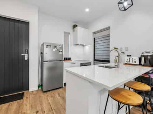 48 Parahau Road, Papakura