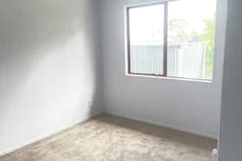 1/9 Waiari Road, Conifer Grove