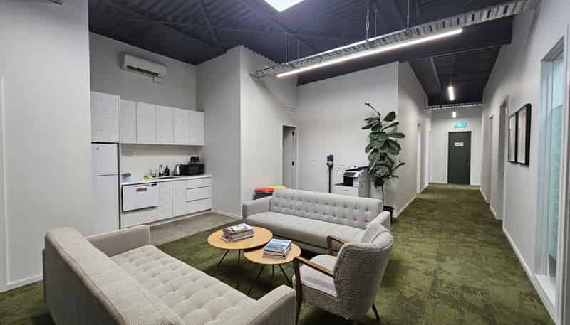 Room 8, 20 Queen Street East, Hastings