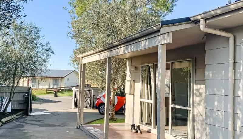 8/2 Tarbet Place, Flaxmere