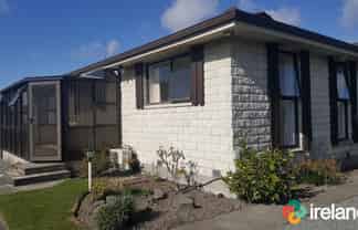 1/208 Grimseys Road , Redwood