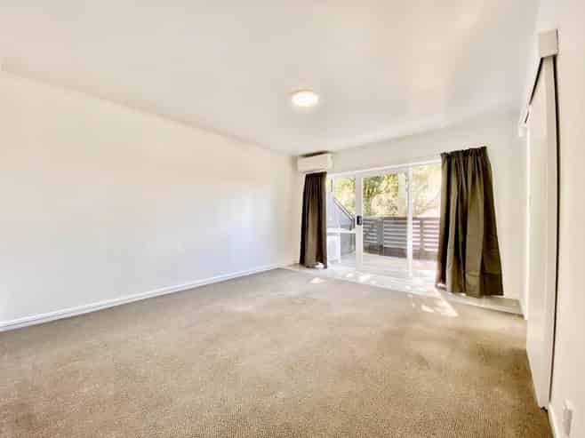 1/52 Gowing Drive, Meadowbank