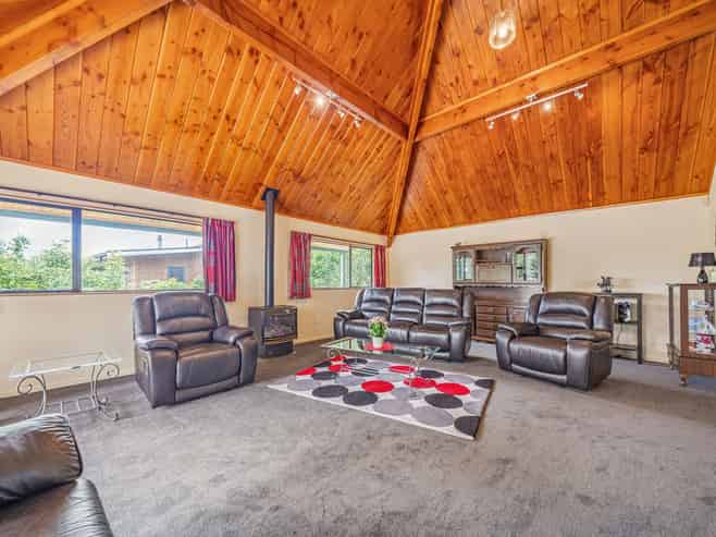 10 Plantagenet Grove, Kingsley Heights