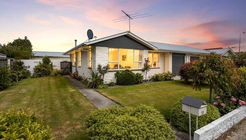 11 Freebairn Street, Redwood