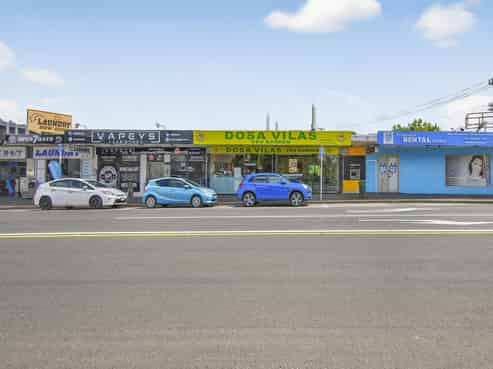 Prime corner | strong income, future upside