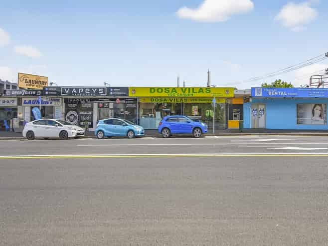 Prime corner | strong income, future upside