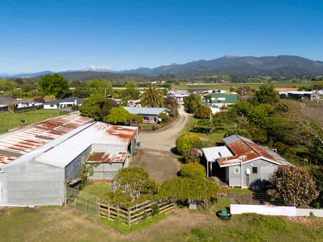67 Main Road, Lower Moutere