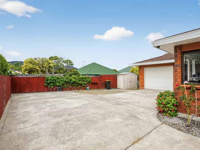 56 Arawhata Road, Paraparaumu
