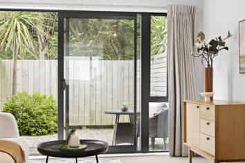 2/170 Fraser Avenue, Johnsonville