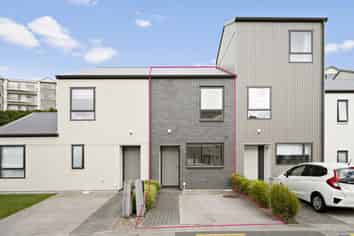 2/170 Fraser Avenue, Johnsonville