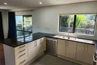 G/27 Rehia Road, Massey