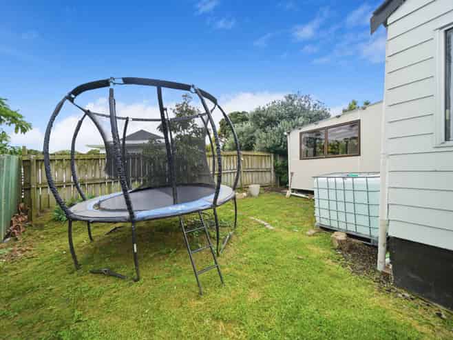 29 Moncrieff Avenue, Clendon Park