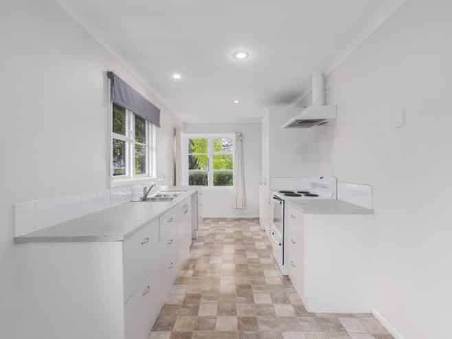 38 Hollyford Avenue, Bryndwr