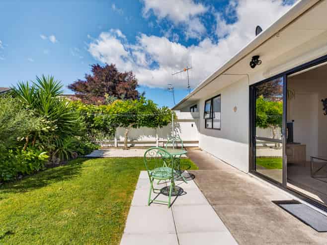 2/283 Westminster Avenue, Tamatea