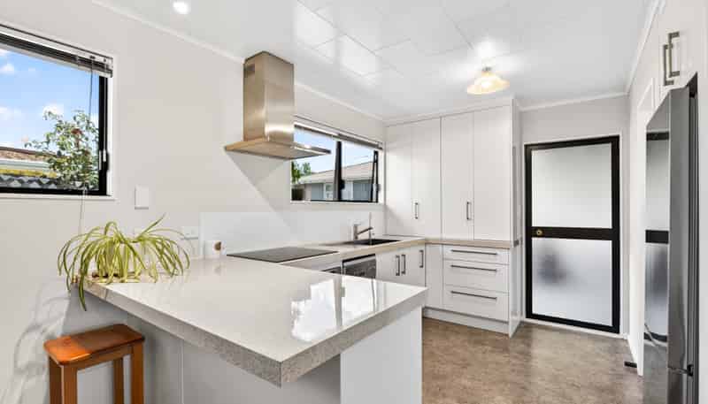 2/283 Westminster Avenue, Tamatea