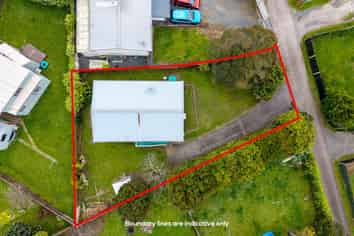 2/32 Maplesden Drive, Clendon Park