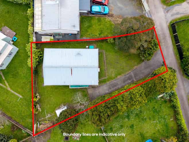 2/32 Maplesden Drive, Clendon Park