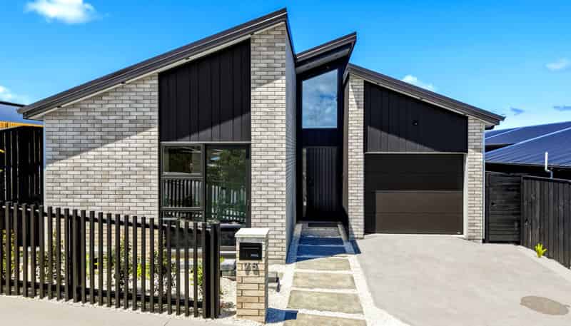 76 Huanui Drive, Orewa