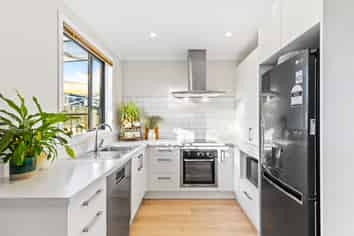 36 Propeller Ave, Whenuapai