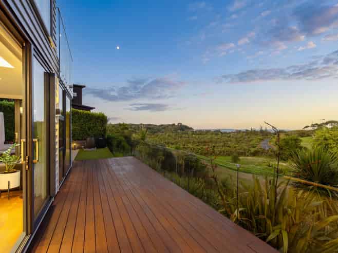 41 Bounty Road, Long Bay