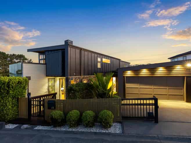 41 Bounty Road, Long Bay