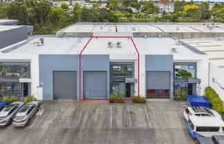 Quality and location – 279sqm office/warehouse