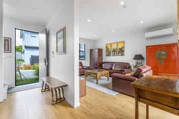 53D McLeod Road, Te Atatu South