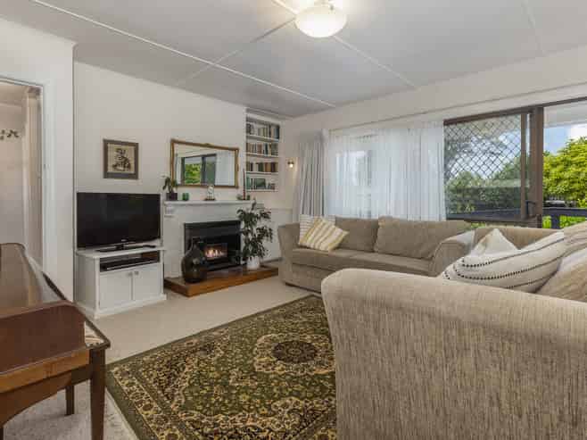 1 Marere Avenue, Paraparaumu